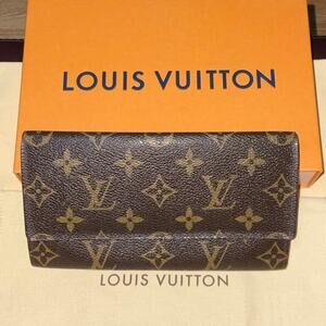 Louis Vuitton Monogram Brown Porto Yen Cult Wallet W/Bag and Box